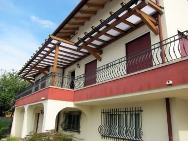 pensilina in legno polyline PPP10305.jpg